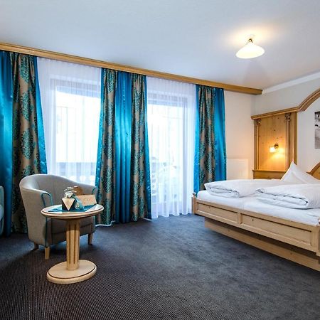 Sporthotel Almhof Ischgl Esterno foto